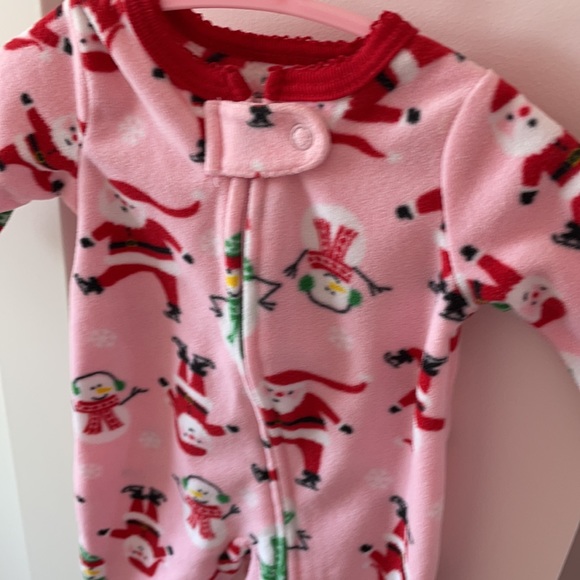 Carter’s newborn polar Santa pajama 🎅 - Picture 2 of 3